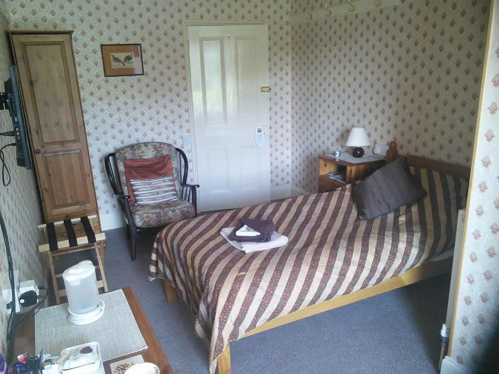 Lion Hotel Llanbister Экстерьер фото